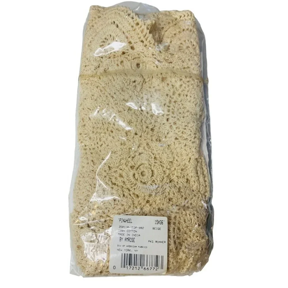 Amrose New Hand Crocheted Beige‎ Pinwheel Table Runner 15